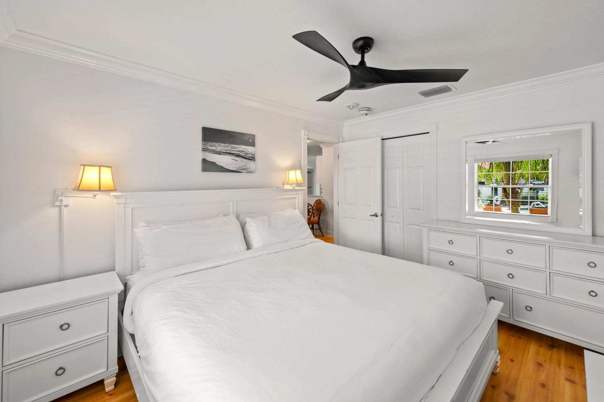 Tropic Isle At Anna Maria Island Inn เบรเดนทันบีช ภายนอก รูปภาพ
