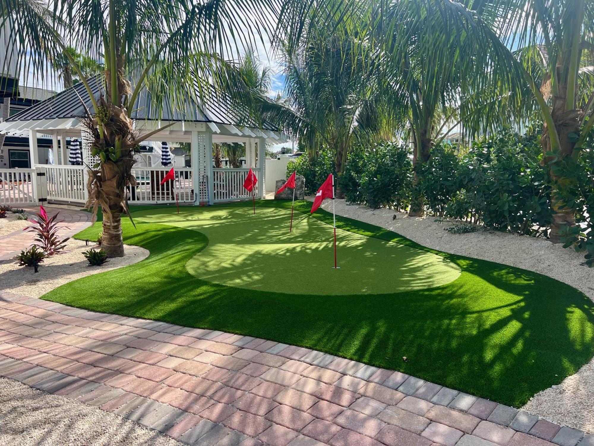 Tropic Isle At Anna Maria Island Inn เบรเดนทันบีช ภายนอก รูปภาพ